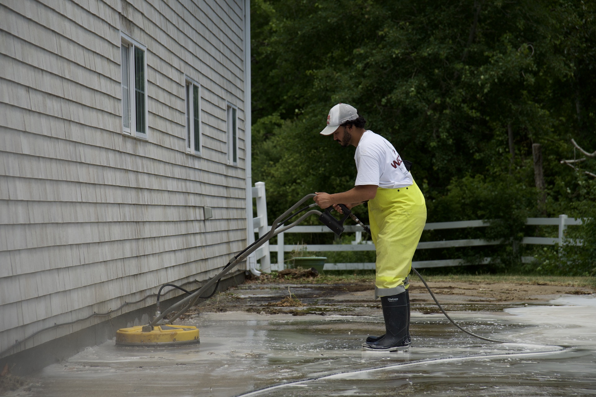 Driveways, Sidewalks & Patios